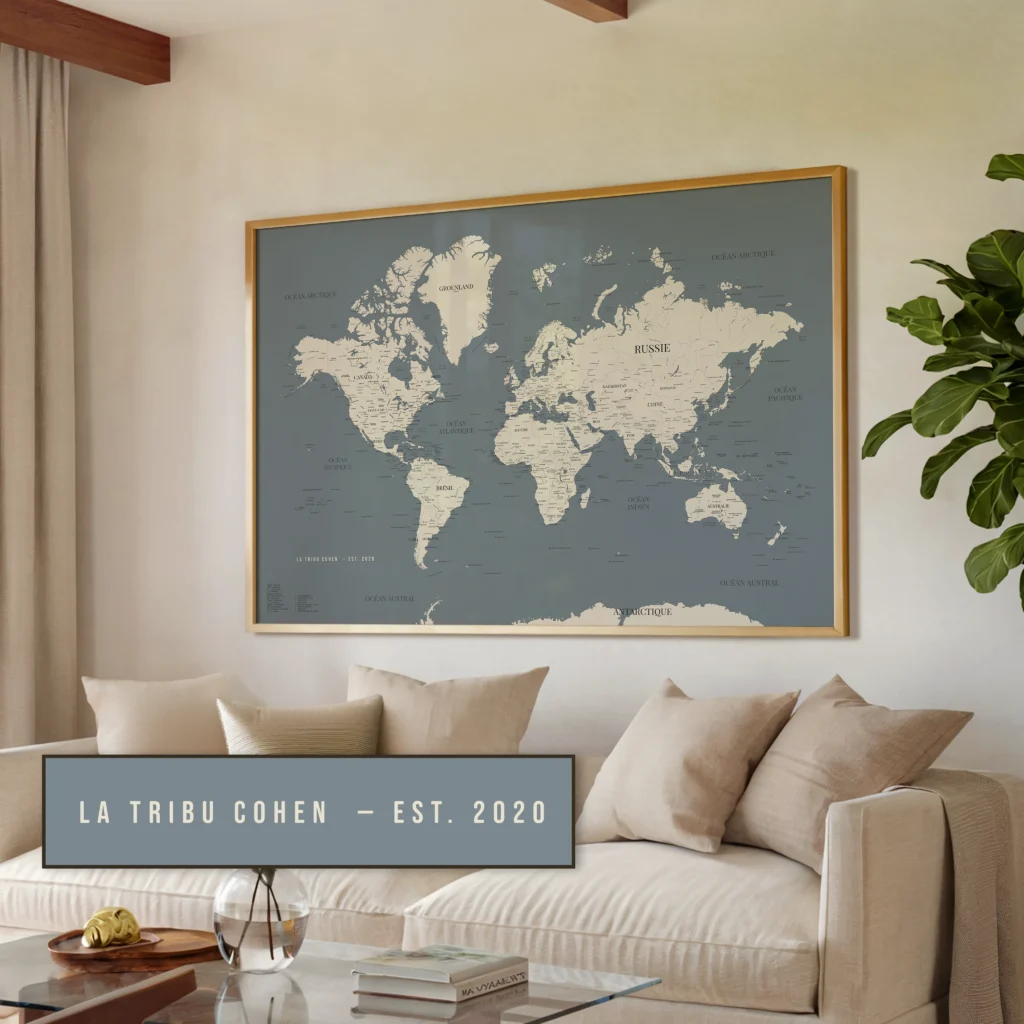 Carte du monde personnalisée signature horizontale — Voyages Affichéo