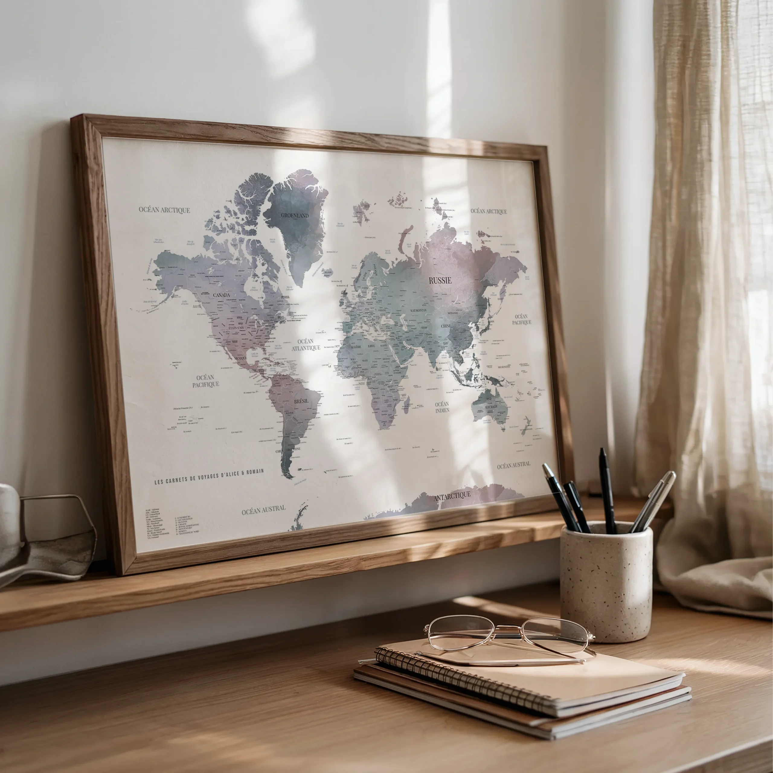 carte du monde deco dans un bureau Carte du monde 50x70 cm dans un bureau