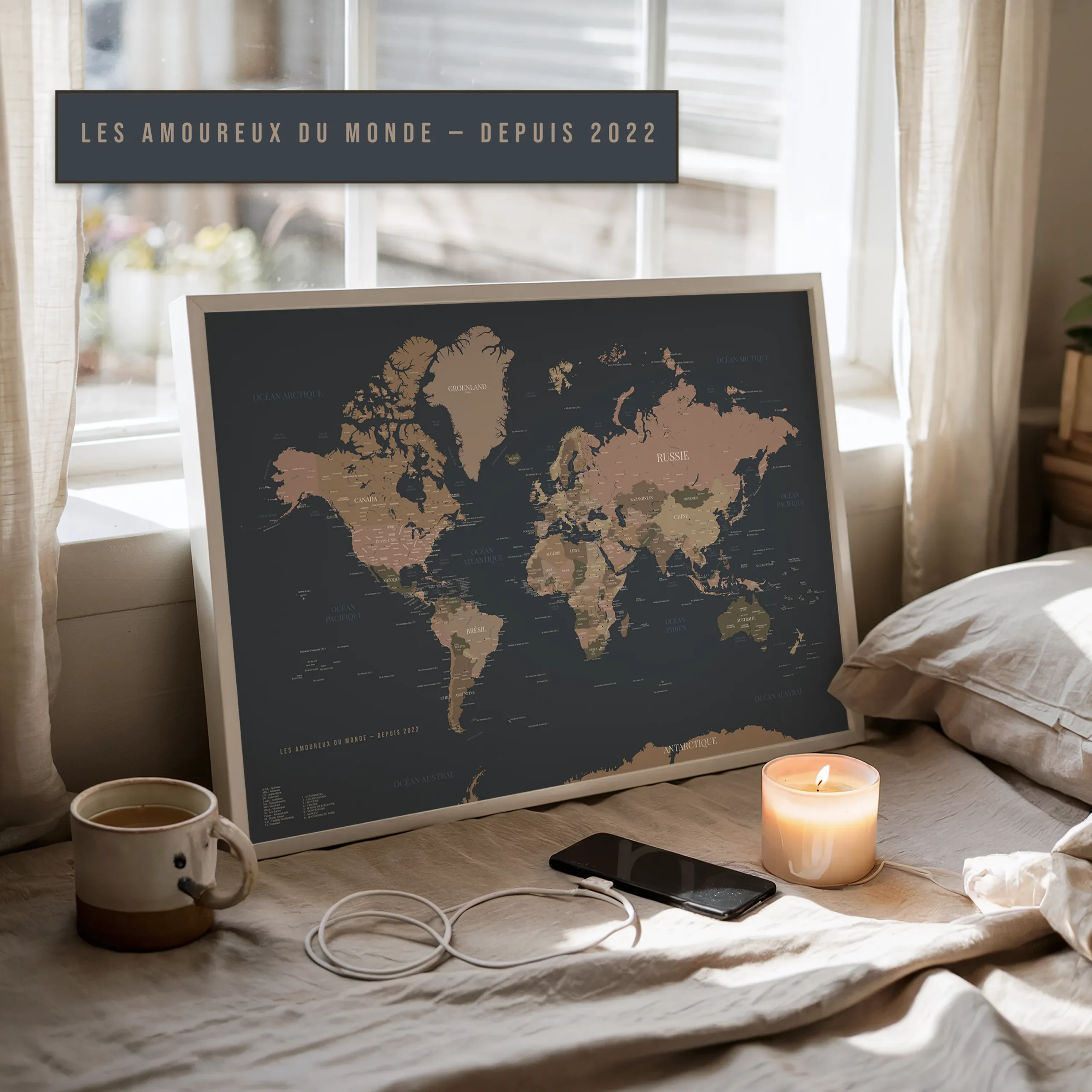 Carte du monde personnalisée signature horizontale — Hannah Affichéo